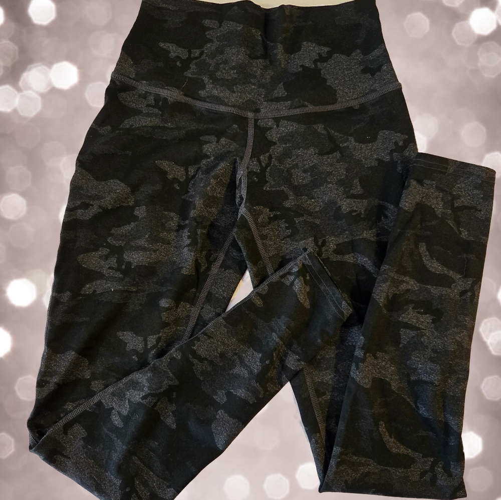 Public Myth High‎ rise Legging - Camo - Size XS